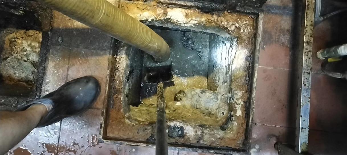 长垣污水池清理一般都有毒气，怎么预防中毒呢？